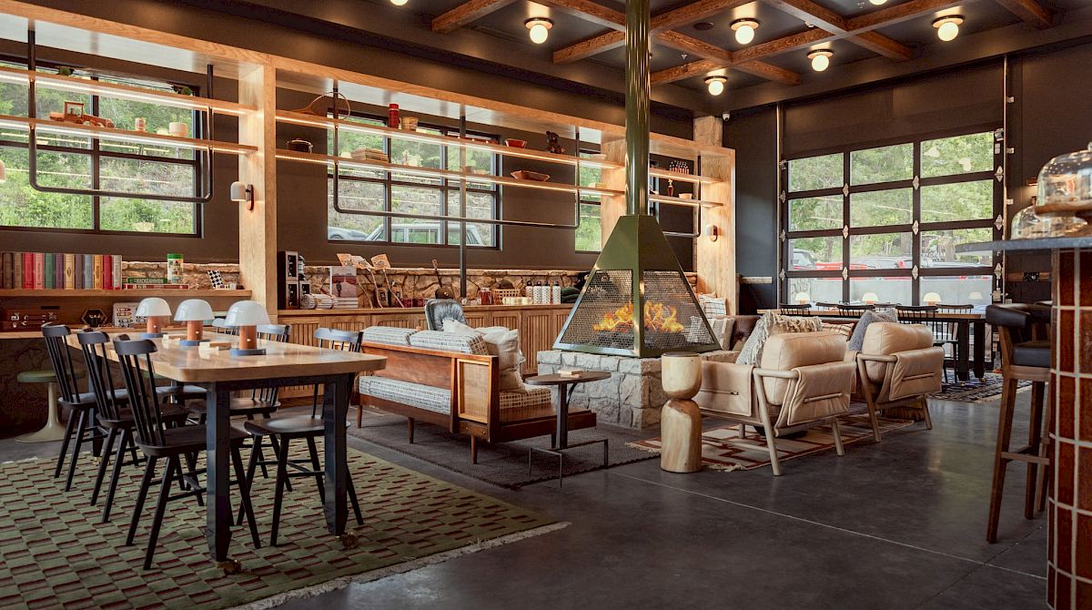 Ozarker Lodge Dining Room